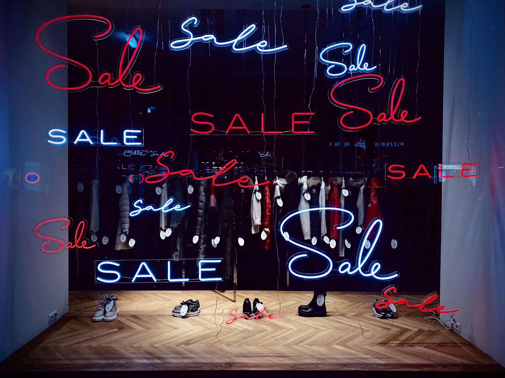 Navigating the Retail Landscape: Trends Shaping the Future of Shopping